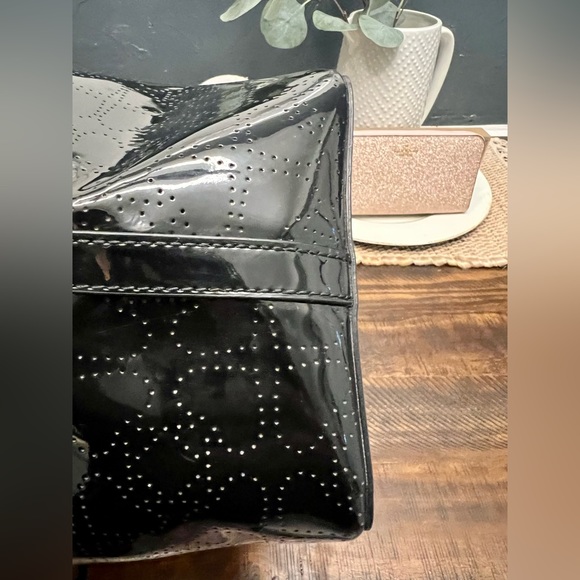 Kate Spade New York Tote perforated spade flower pattern Authentic - Picture 7 of 12